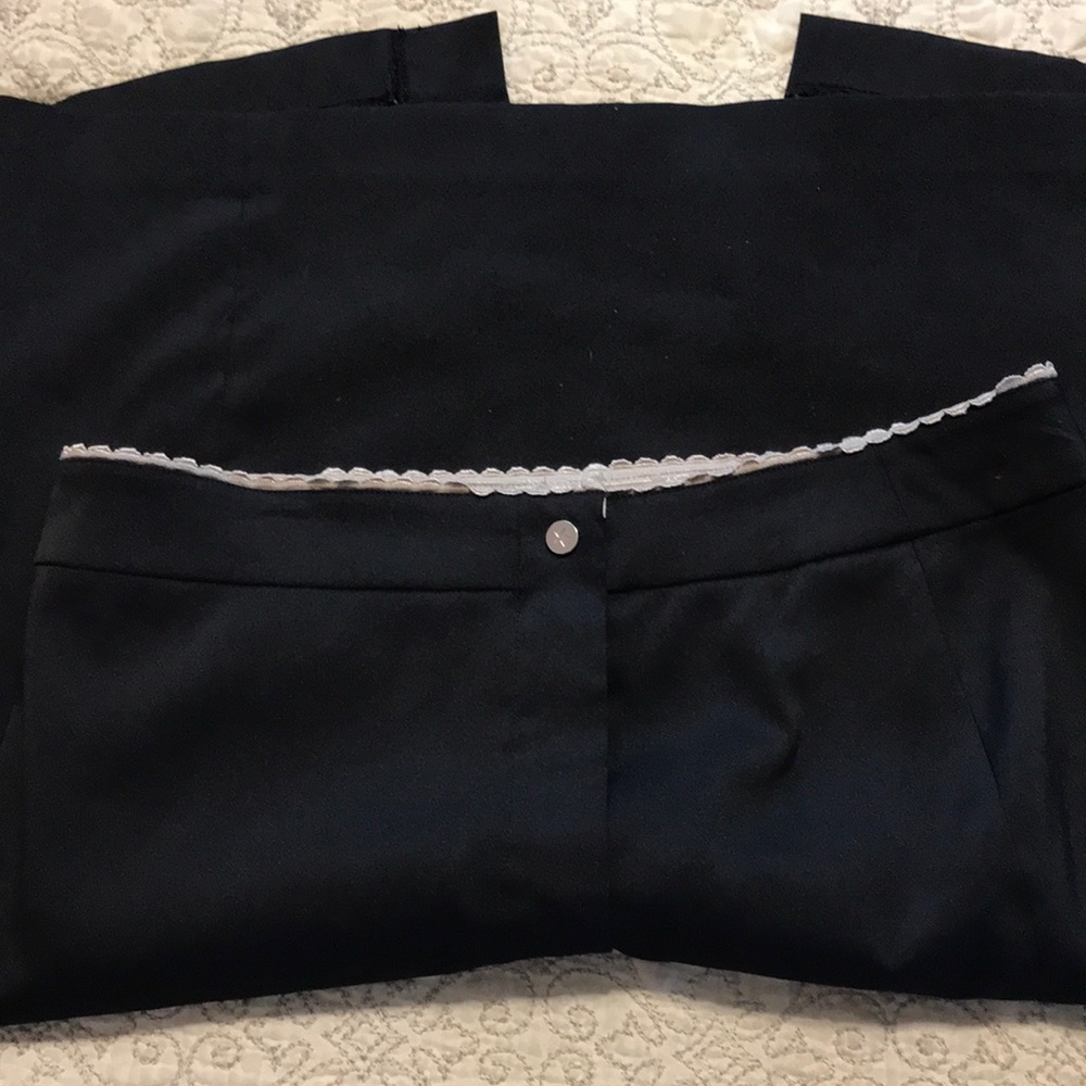 $8 FINAL CLEARANCE - Tommy Skirt - Picture 3 of 7